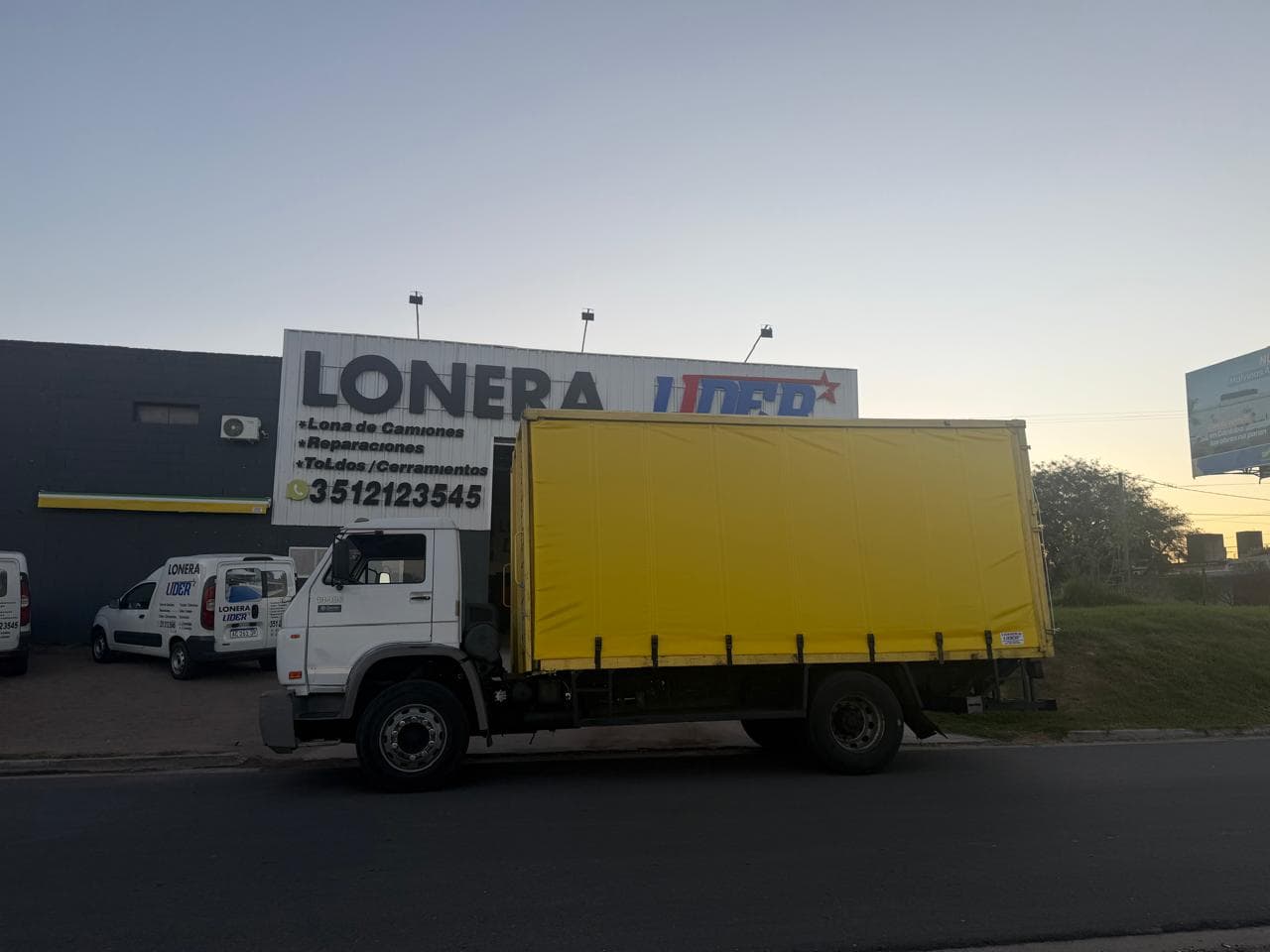 Lona lateral camion transporte cordoba